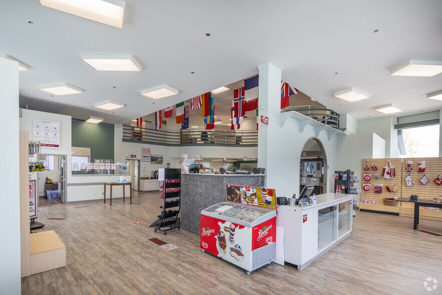 More Photos Of 747 Cliveden Pl, Delta Warehouse For Lease