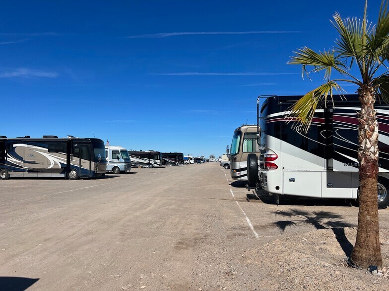 More Photos Of 55 E Kuehn St, Quartzsite Trailer Camper Park For Sale