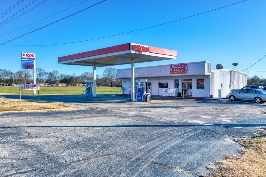 More Photos Of 3850 Highway 20, Tuscumbia Service Station For Sale