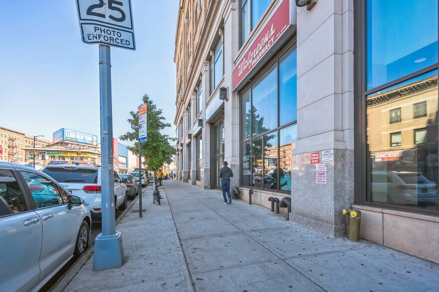 More Photos Of 400 E Fordham Rd, Bronx Office For Lease