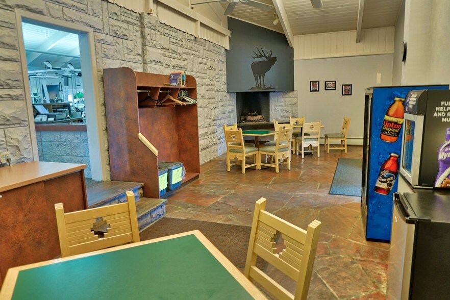 More Photos Of 1230 Big Thompson Ave, Estes Park Medical For Sale
