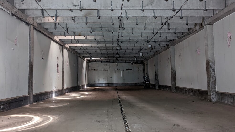 More Photos Of 2226 FM 3183, Plainview Food Processing For Lease