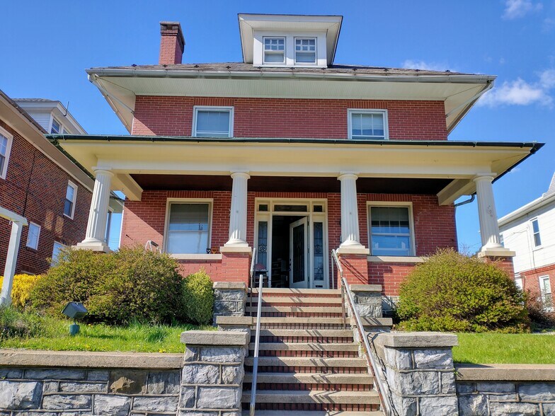 Primary Photo Of 2221 Penn Ave, Reading Storefront Retail Residential For Lease