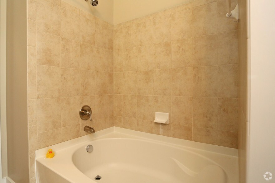 More Photos Of 5501 45th Ave, Hyattsville Apartments For Lease