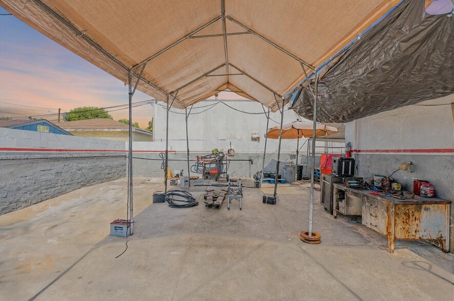 More Photos Of 16529 Lakewood Blvd, Bellflower Auto Repair For Sale