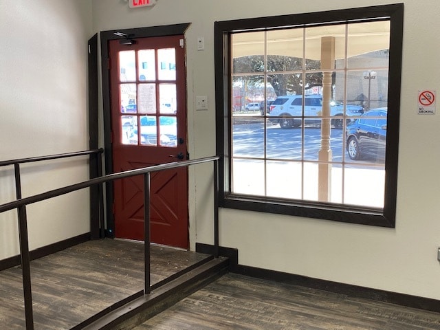 More Photos Of 106 W Grove St, Kaufman Freestanding For Lease