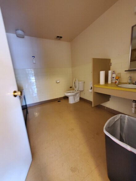 More Photos Of 1410 14th St, Huntsville Office Residential For Sale