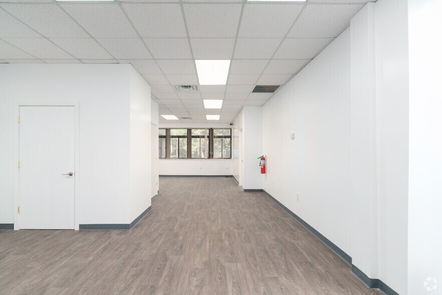 More Photos Of 8200 Flourtown Ave, Wyndmoor Medical For Sale