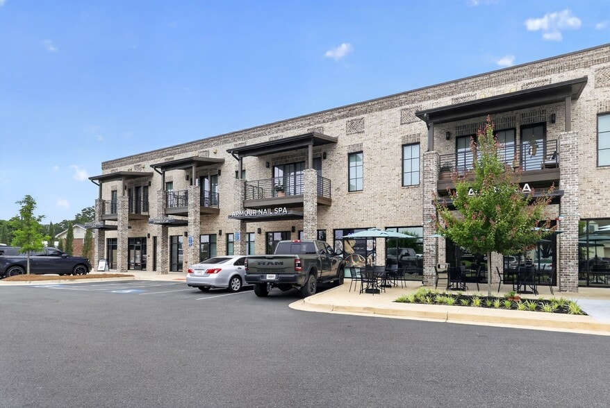 More Photos Of 1013 Northside Dr, Perry Storefront Retail Residential For Sale