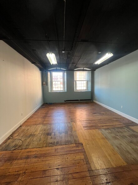 More Photos Of 2 Main St, Biddeford Unknown For Lease