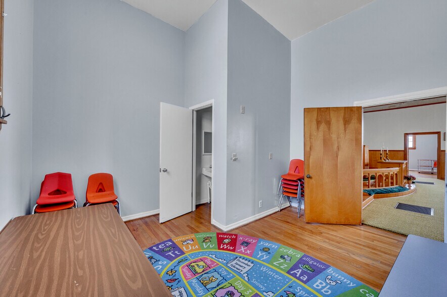 More Photos Of 4826 Co 217 rd, Hillsboro Specialty For Sale