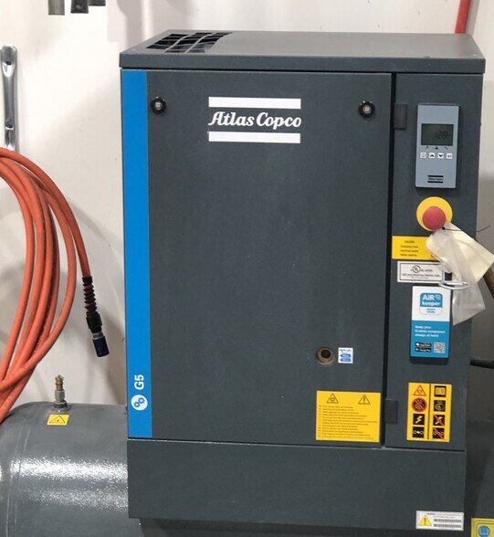 More Photos Of 3939 Tollhouse Dr, Naples Warehouse For Lease