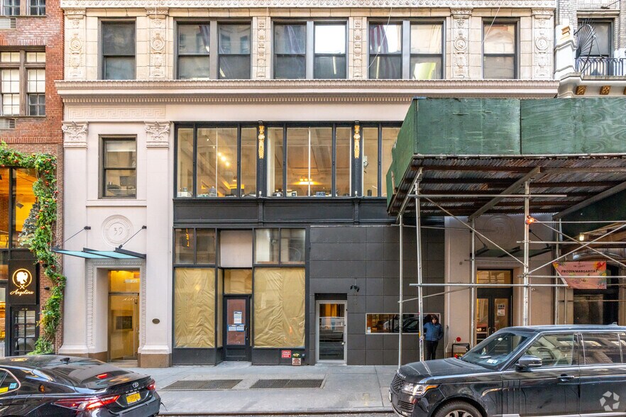 More Photos Of 35 W 35th St, New York Loft Creative Space For Lease