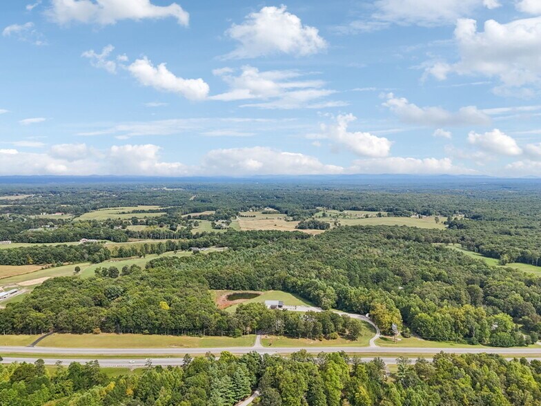 More Photos Of 2965 Tennessee 28, Jamestown Winery Vineyard For Sale