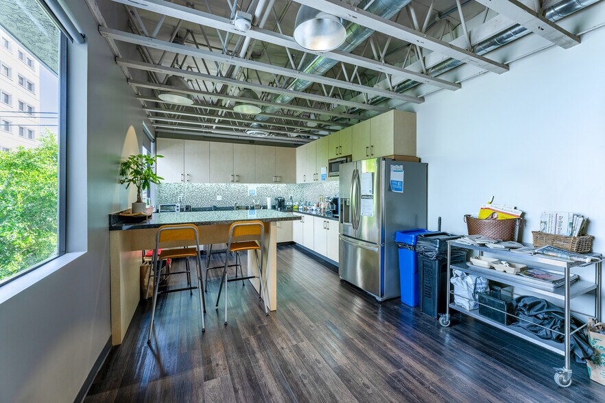 More Photos Of 4045 3rd Ave, San Diego Medical For Sale