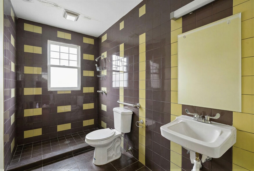 More Photos Of 1640 Piedmont Ave NE, Atlanta Office For Sale