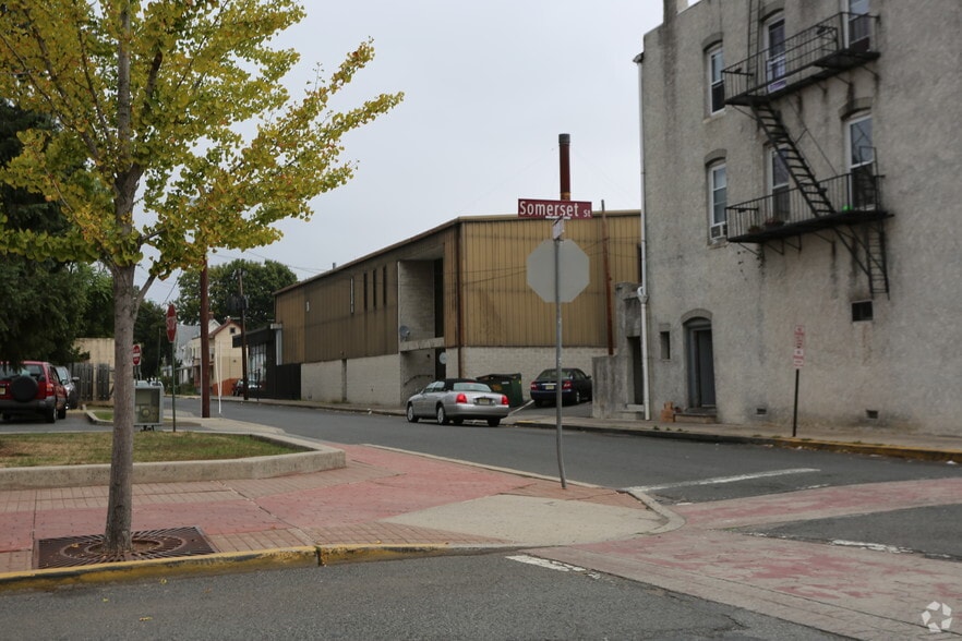 More Photos Of 10-18 Race St, North Plainfield Manufacturing For Sale
