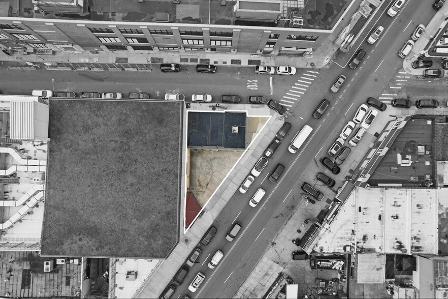 More Photos Of 1756 Bushwick Ave, Brooklyn Storefront For Lease