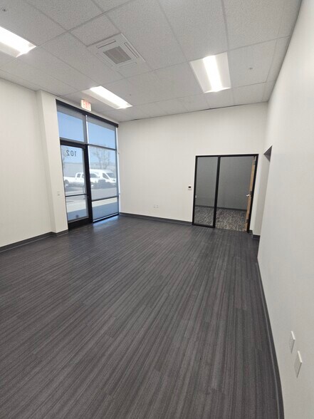 More Photos Of 4180 Guardian St, Simi Valley Warehouse For Sale