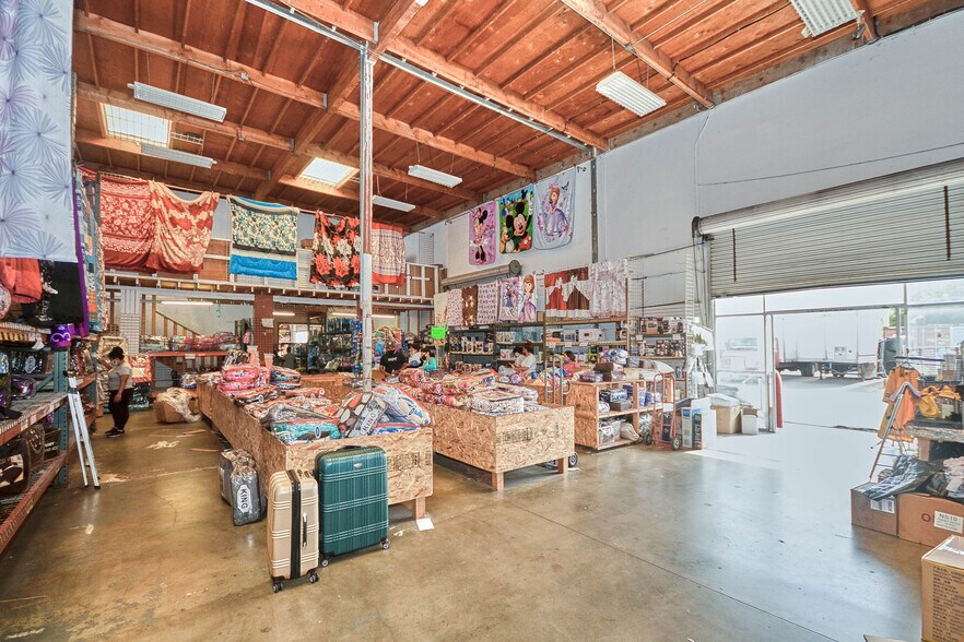 More Photos Of 2345 Via Segundo, San Ysidro Manufacturing For Sale