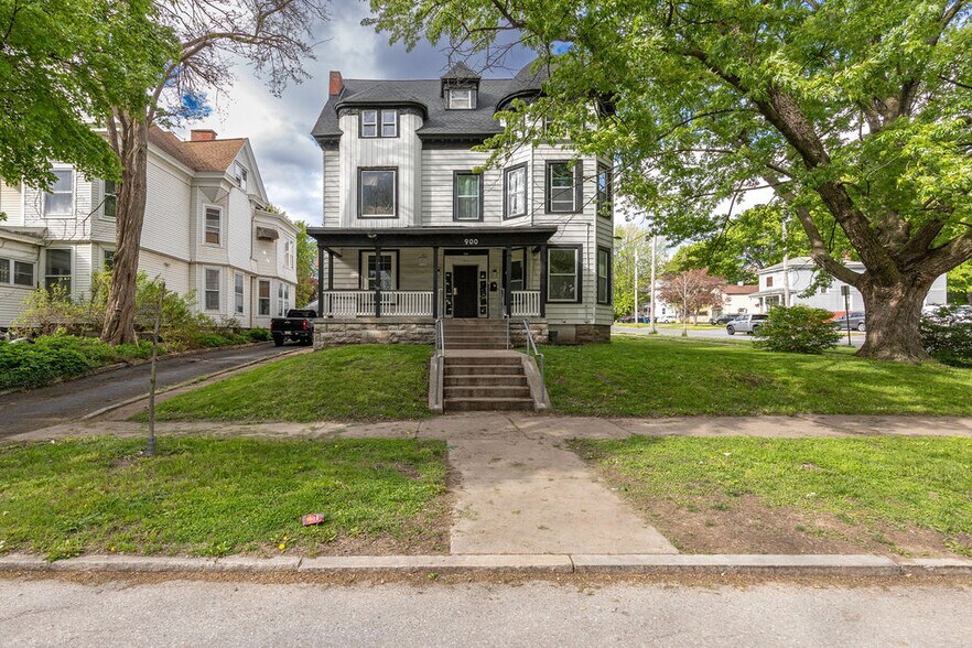 Primary Photo Of 900 N Alvord St, Syracuse Apartments For Sale