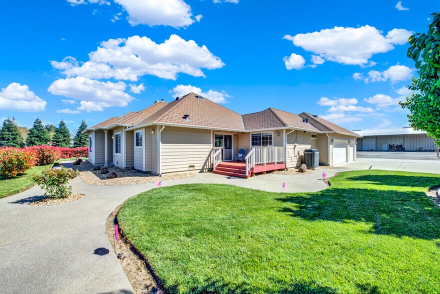 More Photos Of 5050 Melissa Ln, Vacaville Light Manufacturing For Sale