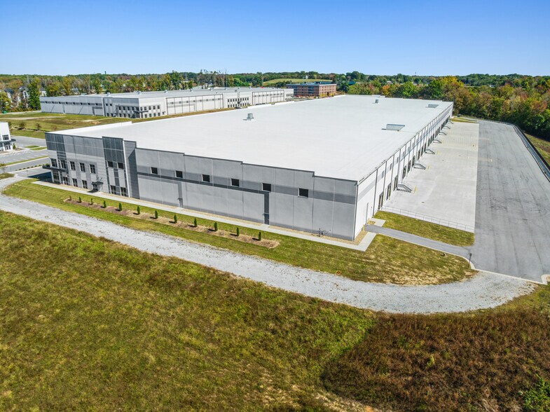 More Photos Of 7901 Indlea Point, Greensboro Manufacturing For Lease