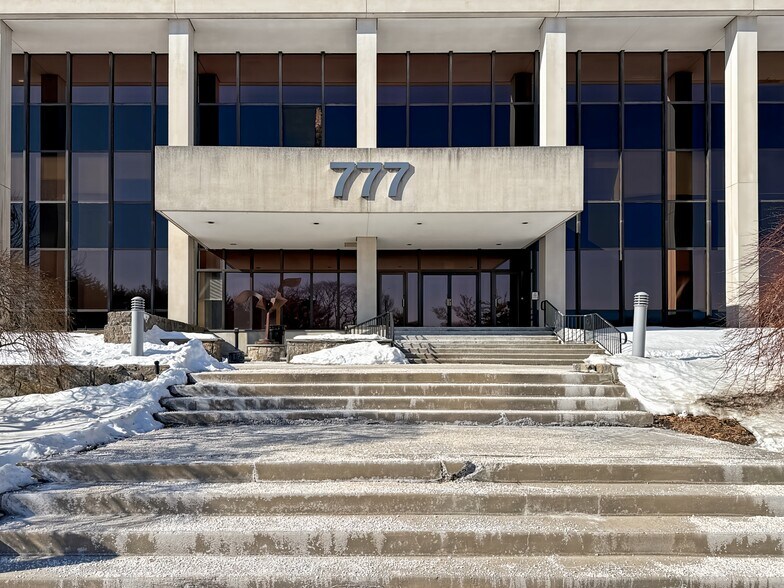 More Photos Of 777 Westchester Ave, White Plains Coworking Space