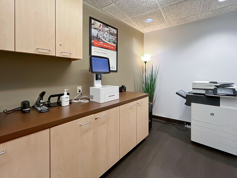 More Photos Of 2000-2100 SouthBridge Pky, Birmingham Coworking Space