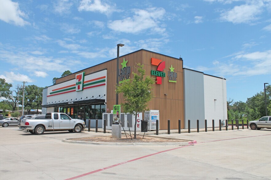 More Photos Of 3400 Van Highway, Tyler Convenience Store For Sale