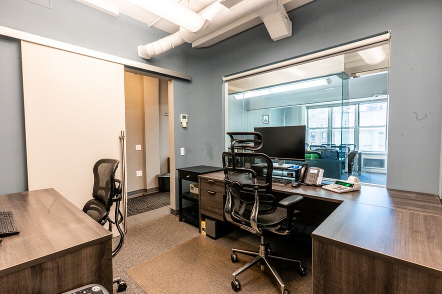 More Photos Of 104-110 E 40th St, New York Medical For Sale