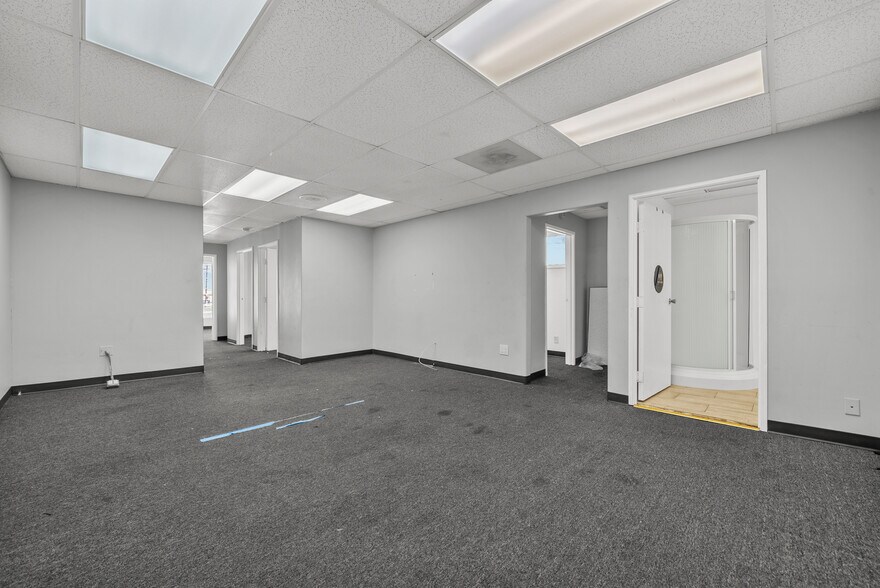 More Photos Of 13663 Prairie Ave, Hawthorne Office For Sale
