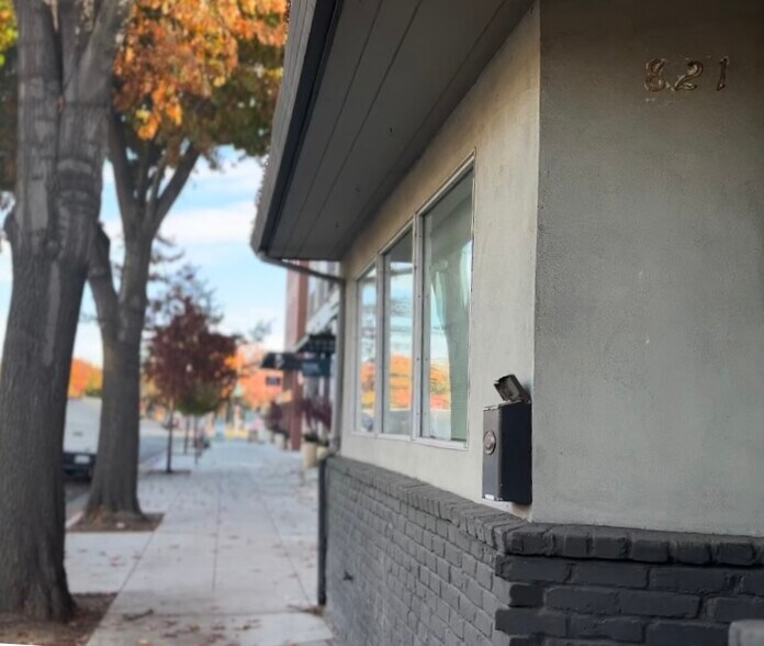 More Photos Of 821 W El Camino Real, Mountain View Flex For Lease