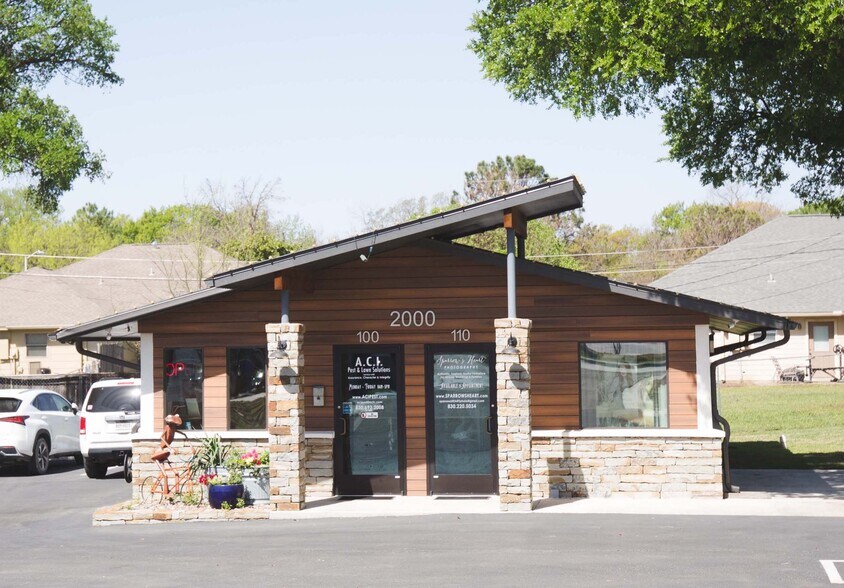 Primary Photo Of 2000 US Highway 281, Marble Falls Office For Lease
