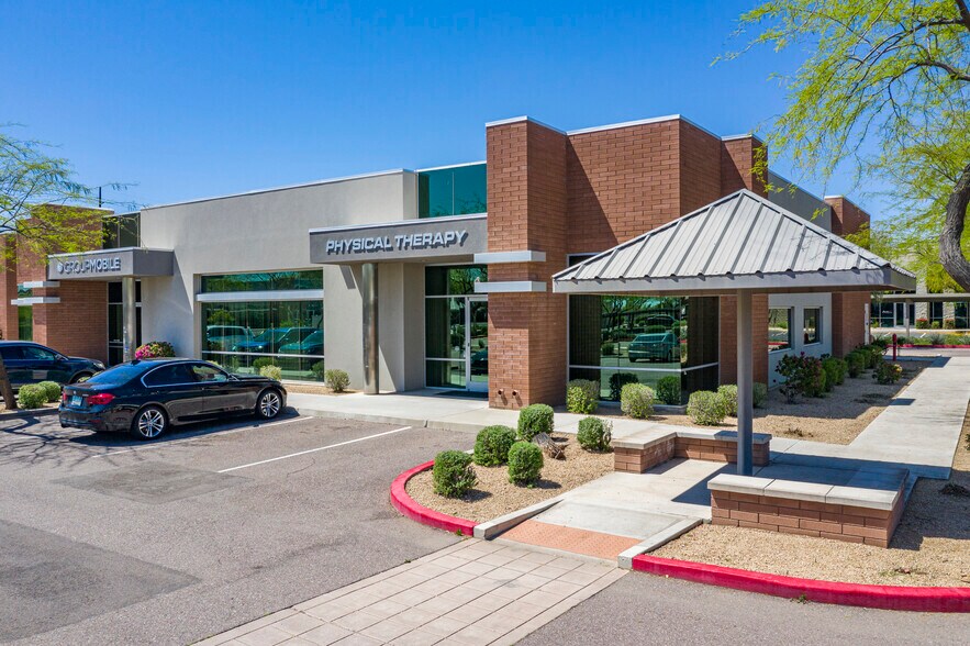 More Photos Of 5500 W Chandler Blvd, Chandler Unknown For Lease