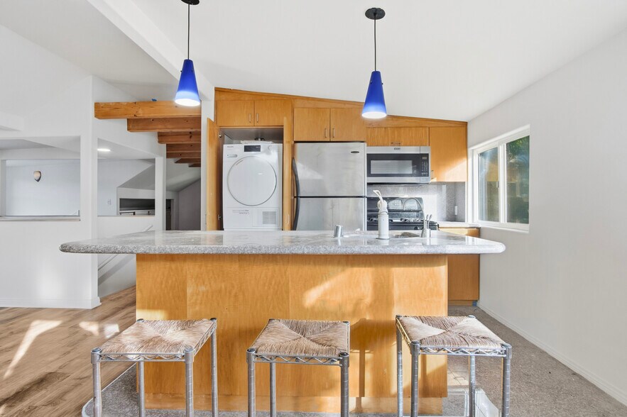More Photos Of 301-303 N Hudson Ave, Pasadena Apartments For Sale