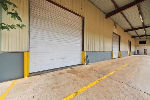More Photos Of 14413 Import Rd, Laredo Warehouse For Lease