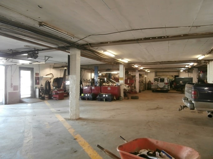More Photos Of 19 Summer St, Dover-Foxcroft Auto Dealership For Sale