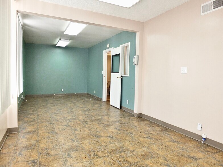 More Photos Of 830 Atlantic Ave, Long Beach Medical For Sale