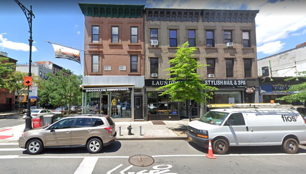 More Photos Of 206 5th Ave, Brooklyn Restaurant For Lease