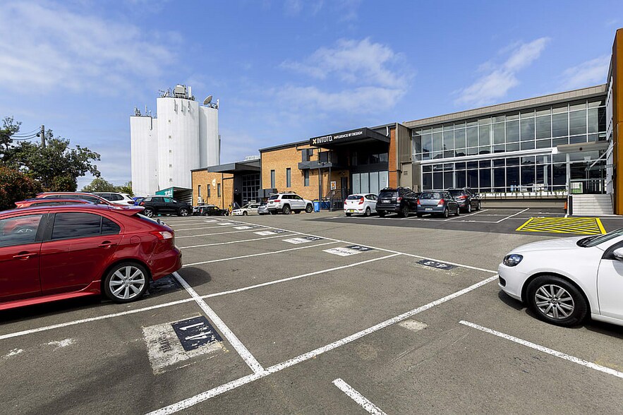 More Photos Of 56 Victoria St, McMahons Point Office For Lease