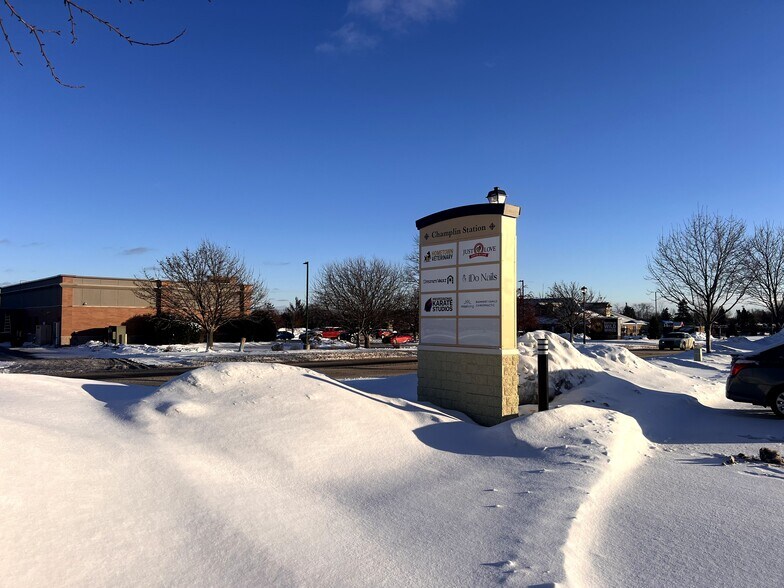 More Photos Of 11565 Theatre Dr, Champlin Unknown For Lease