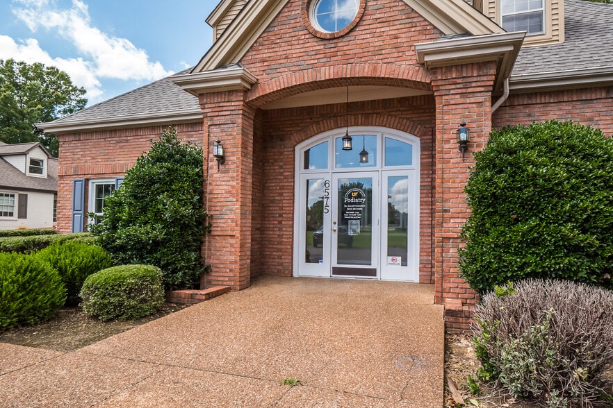 More Photos Of 6575 Stage Rd, Bartlett Office For Lease