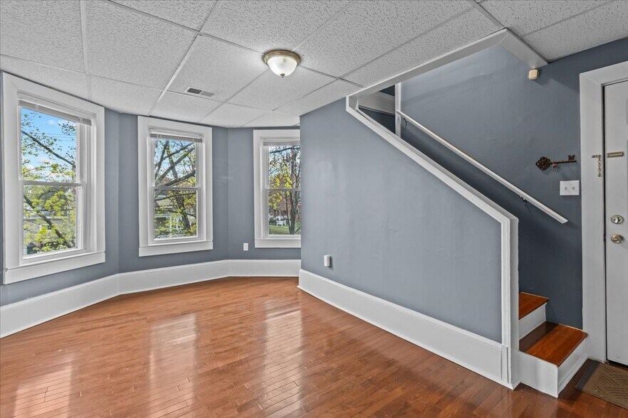 More Photos Of 816 Collings Ave, Collingswood Apartments For Sale