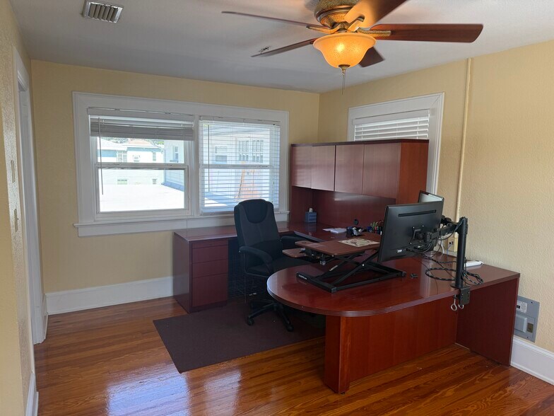 More Photos Of 912 Jackson St N, Saint Petersburg Medical For Lease