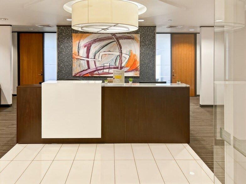 More Photos Of 7300 W 110th St, Overland Park Coworking Space