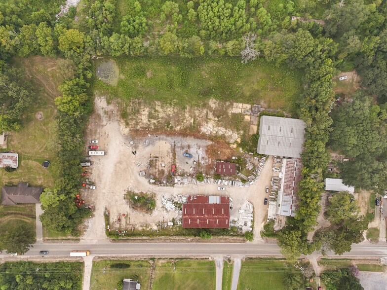 More Photos Of 41220 Highway 42, Prairieville Warehouse For Sale