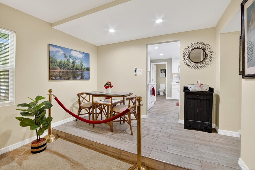 More Photos Of 805 N Wheeler St, Plant City Hospitality For Sale