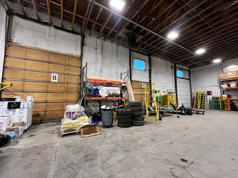 More Photos Of 4000 W 50th Ave, Anchorage Warehouse For Sale