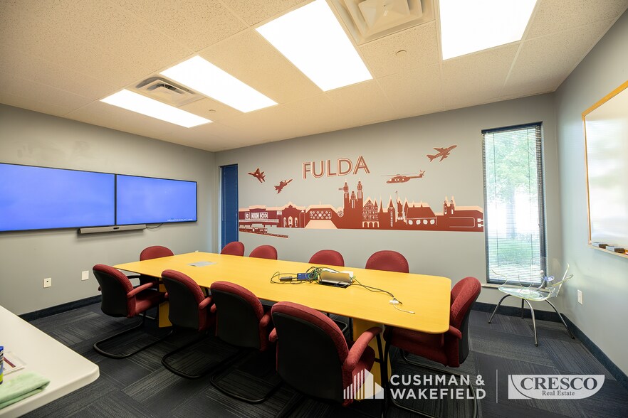 More Photos Of 749 Miner Rd, Highland Heights Office For Sale